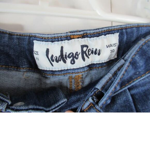 Indigo Rein Blue Jean Shorts with tie belt - Picture 3 of 3